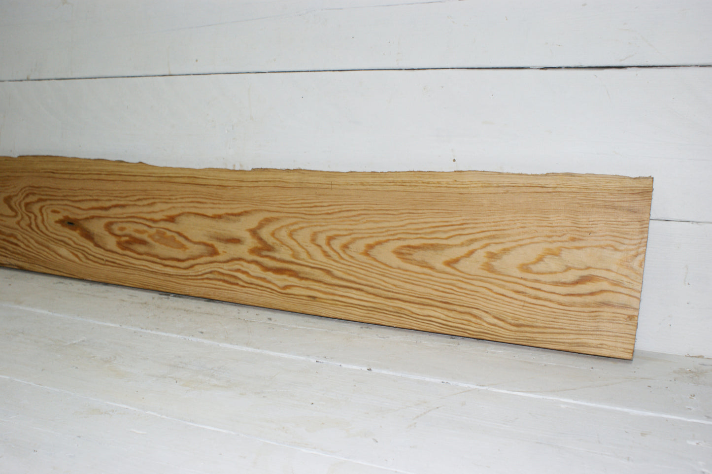 AIR DRIED LARCH, 1367 L x 259 - 235 W x 28 D (mm) SOFTWOOD (178)