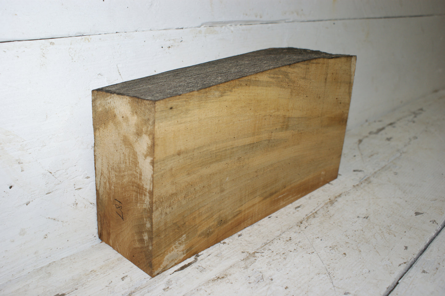(187) AIR DRIED, LIME WOOD CARVING BLOCK.
