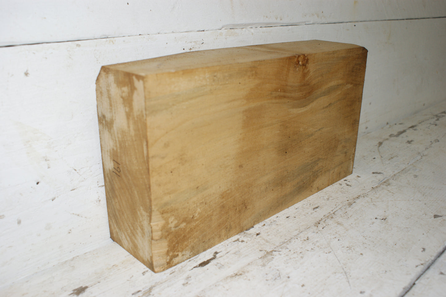 (191) AIR DRIED, LIME WOOD CARVING BLOCK.