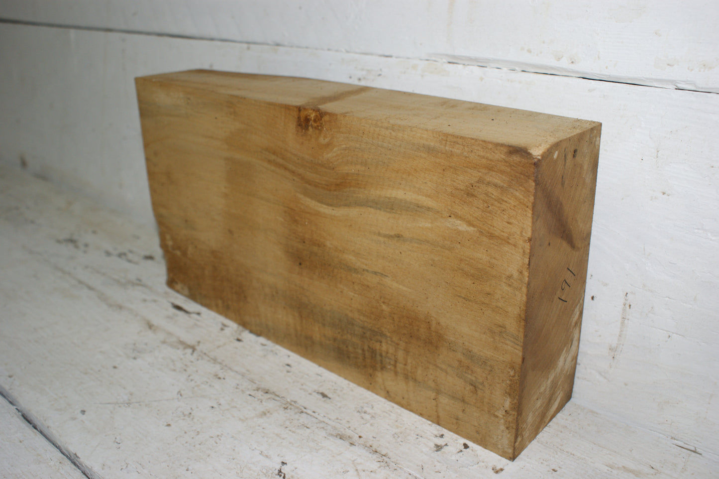 (191) AIR DRIED, LIME WOOD CARVING BLOCK.