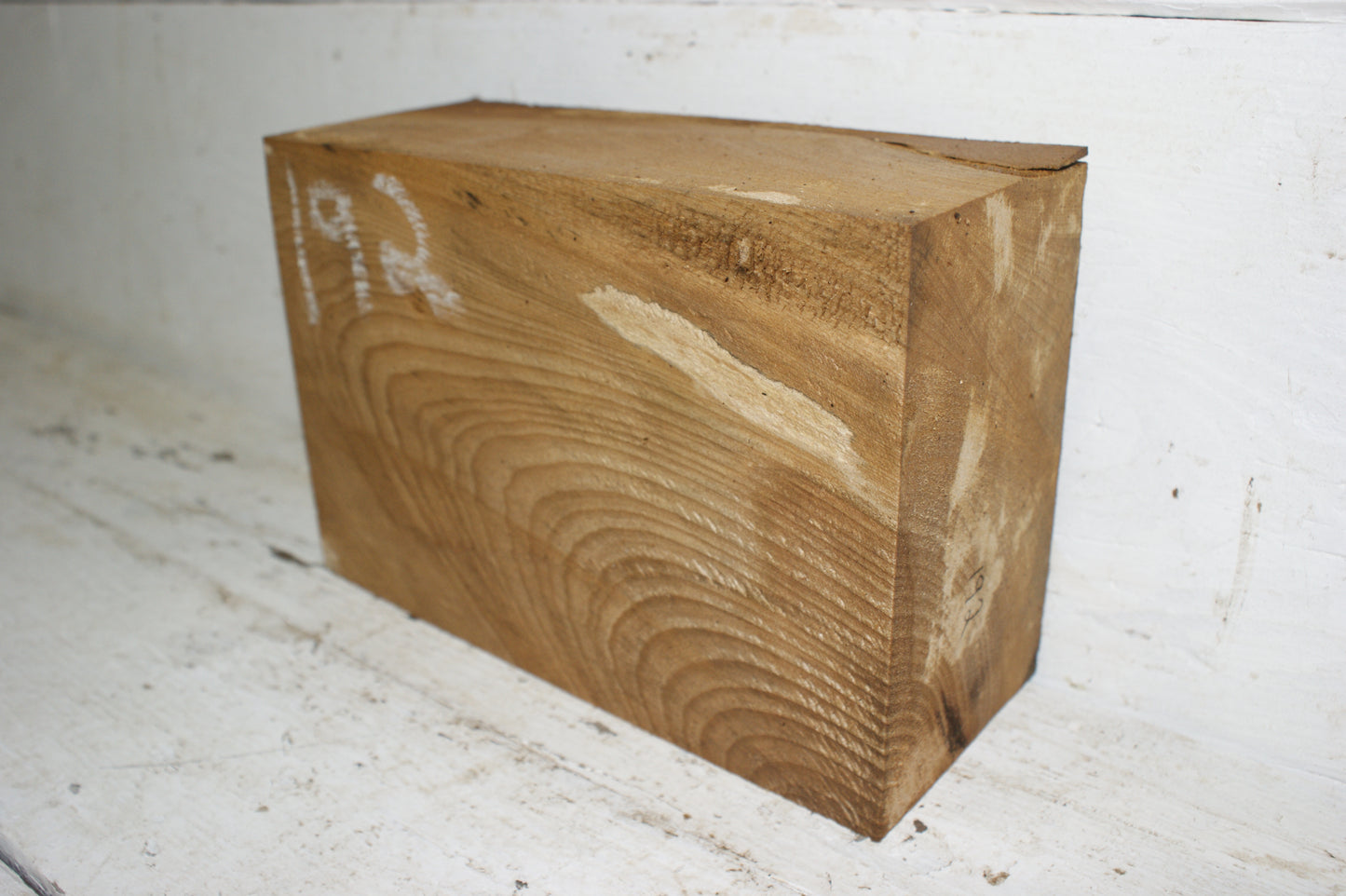 (192) AIR DRIED, LIME WOOD CARVING BLOCK.