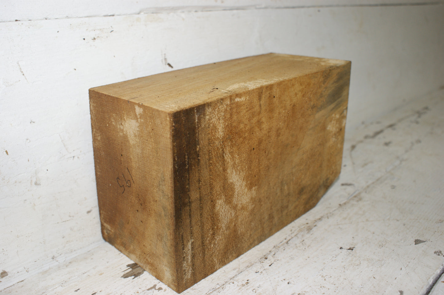 (195) LIME WOOD CARVING, SCULPTURE AIR DRIED BLANKS VARIOUS SIZES AVAILABLE