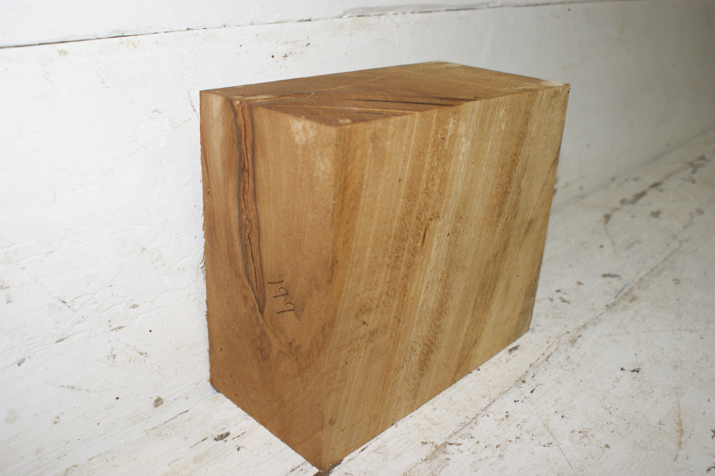 (199) LIME WOOD CARVING, SCULPTURE AIR DRIED BLANKS VARIOUS SIZES AVAILABLE