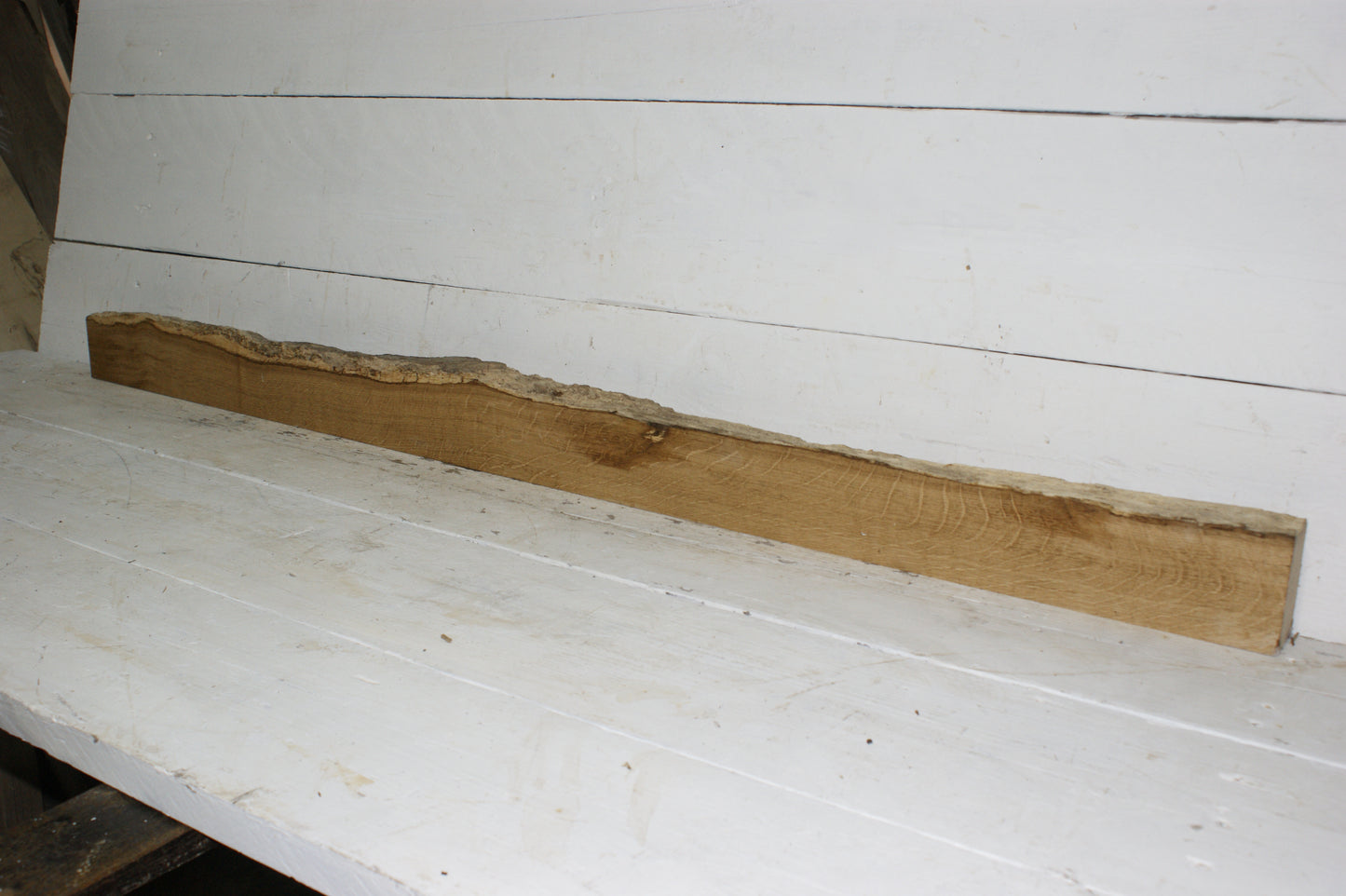 Oak mantle (235)