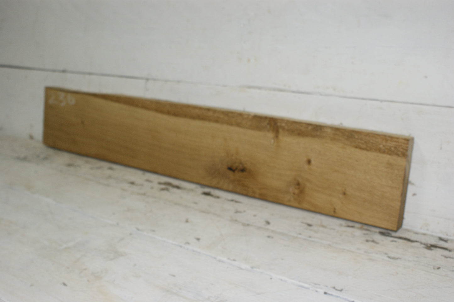 Oak board (236)