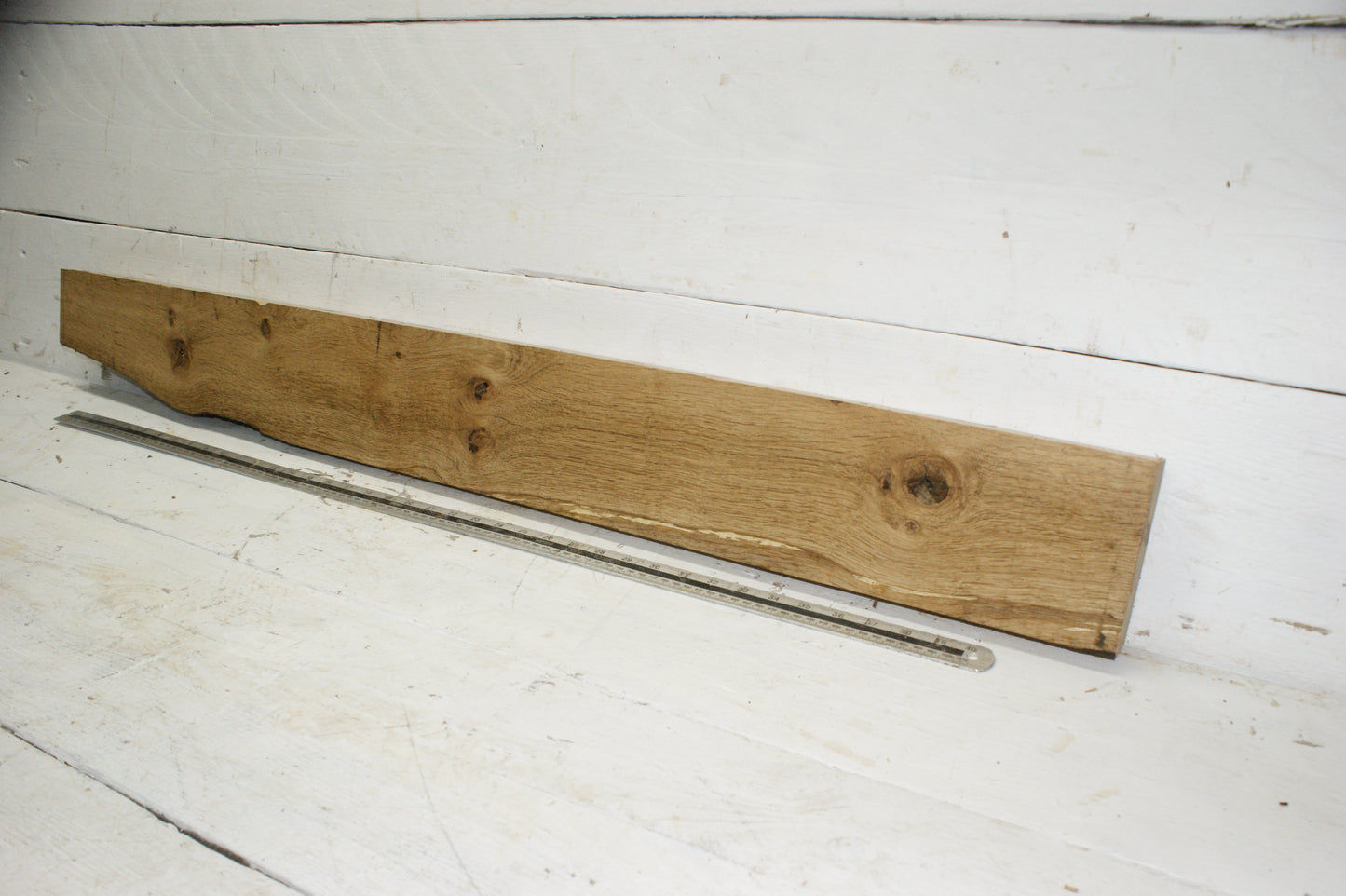 Oak, 1196 L x 132 - 88 W x 51 D (mm) plank, hardwood timber (266)