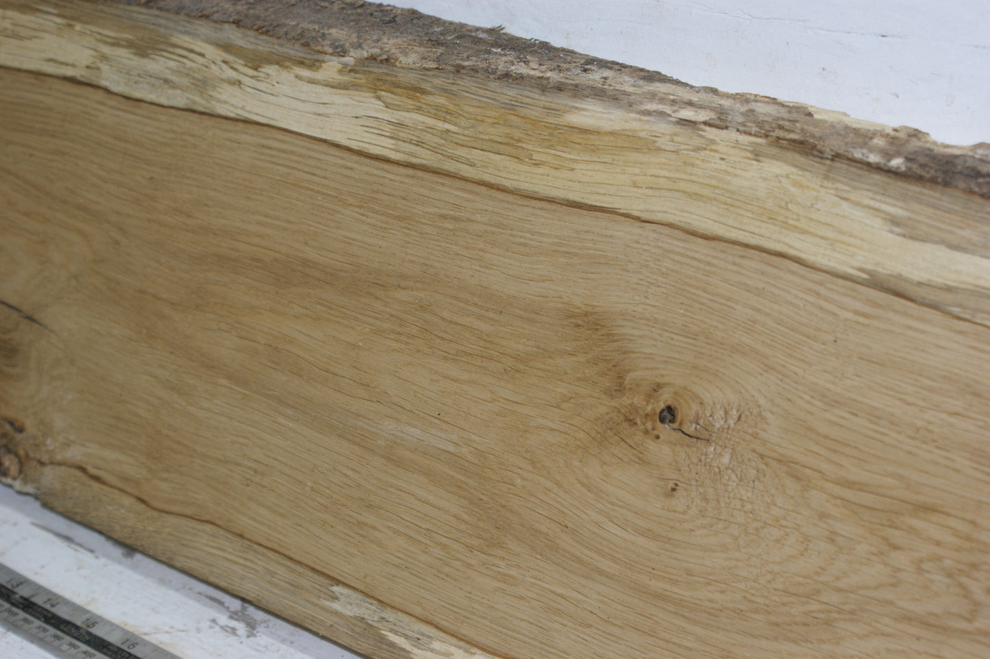 Oak, 1281 L x 252 - 249 W x 39 D (mm) plank, hardwood timber (269)
