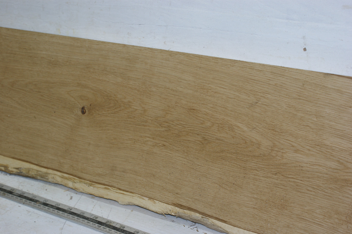 Oak, 1281 L x 252 - 249 W x 39 D (mm) plank, hardwood timber (269)