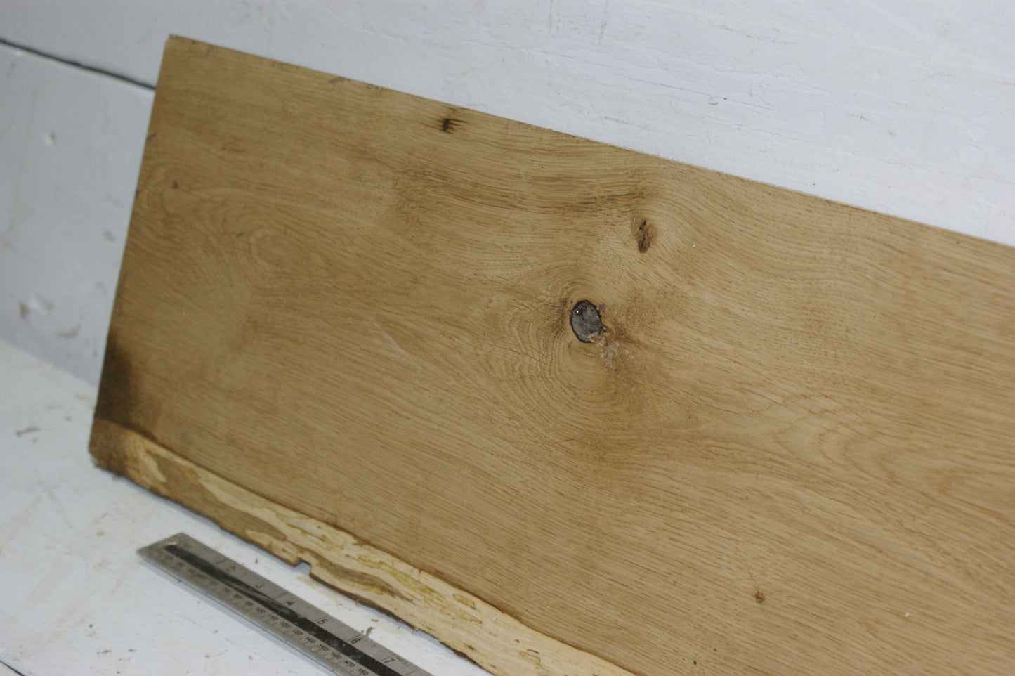 Oak, 1281 L x 252 - 249 W x 39 D (mm) plank, hardwood timber (269)