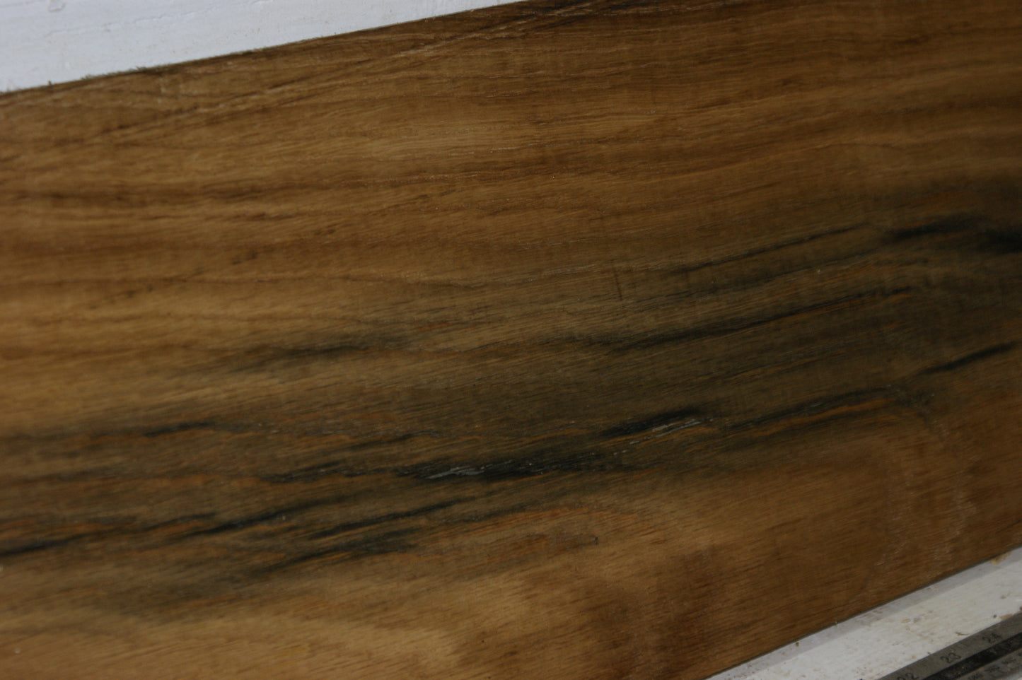 Oak plank, 1188 L x 245 W x 21 D (mm) (288)