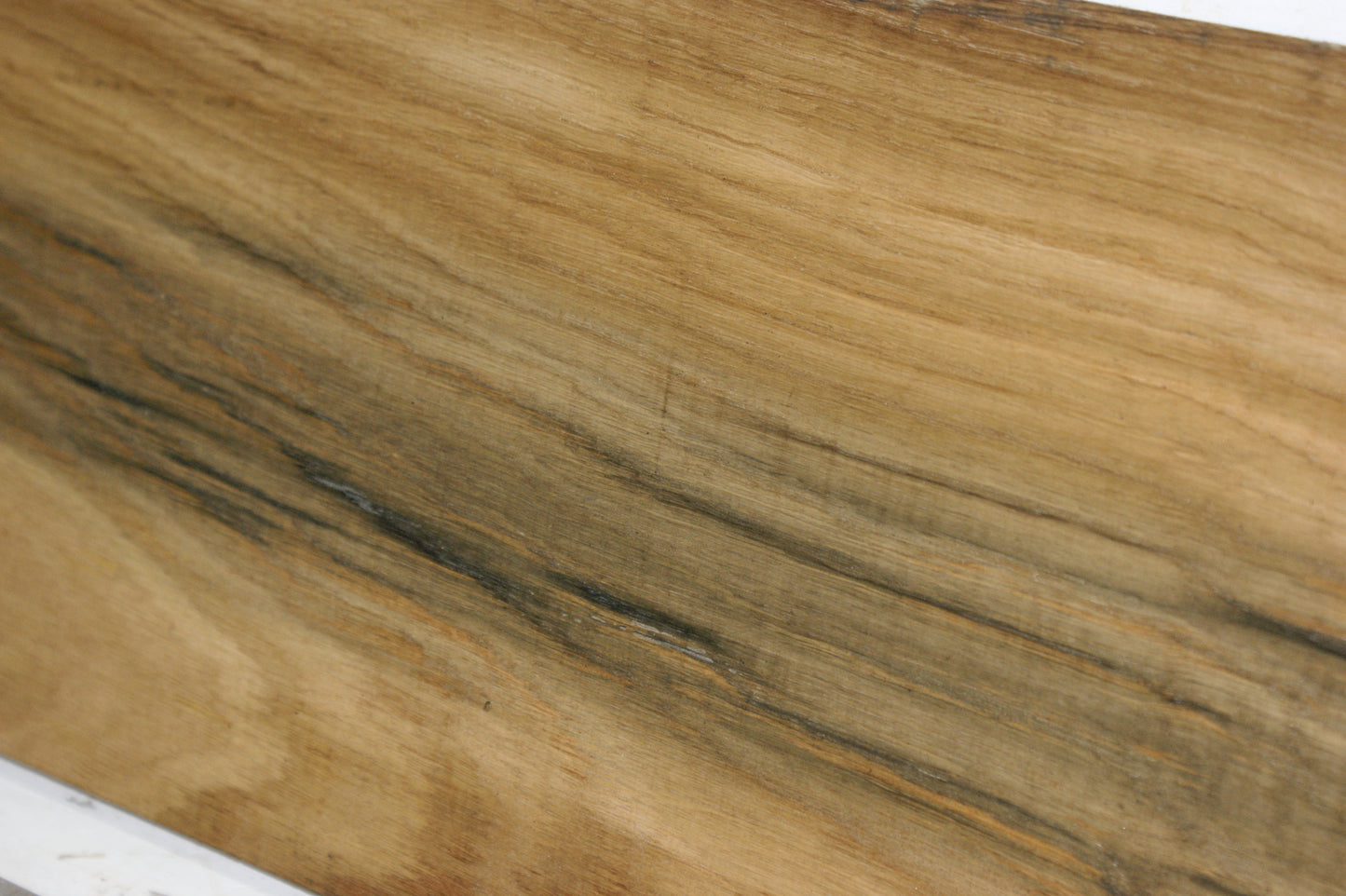 Oak plank, 1188 L x 245 W x 21 D (mm) (288)