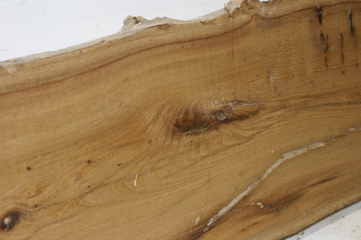 AIR DRIED ELM, 1488 L x 242 - 185 W x 45 D (mm) HARDWOOD (289)