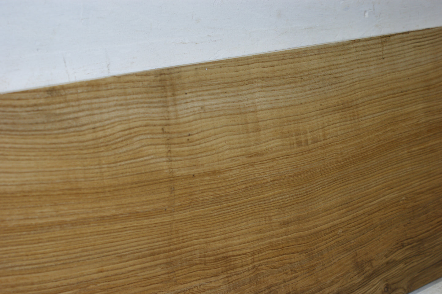 Olive English Ash board 1496 L x 279 W x 31 D (mm) (292)