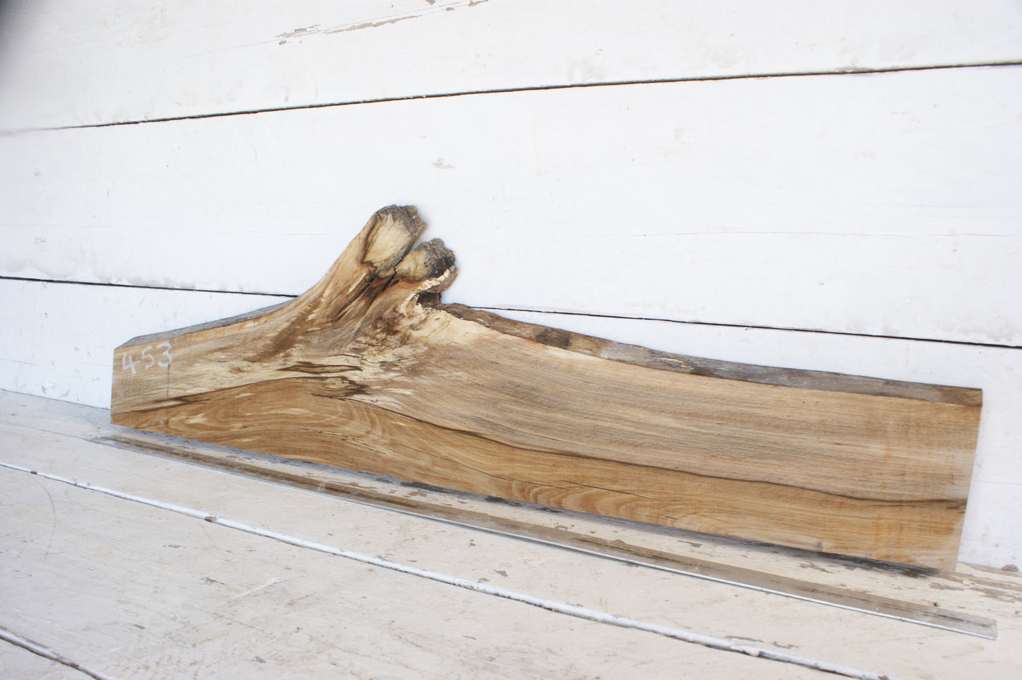 (453) SPALTED BEECH, HARDWOOD 1008 L x 279 - 119 W x 34 D (mm)