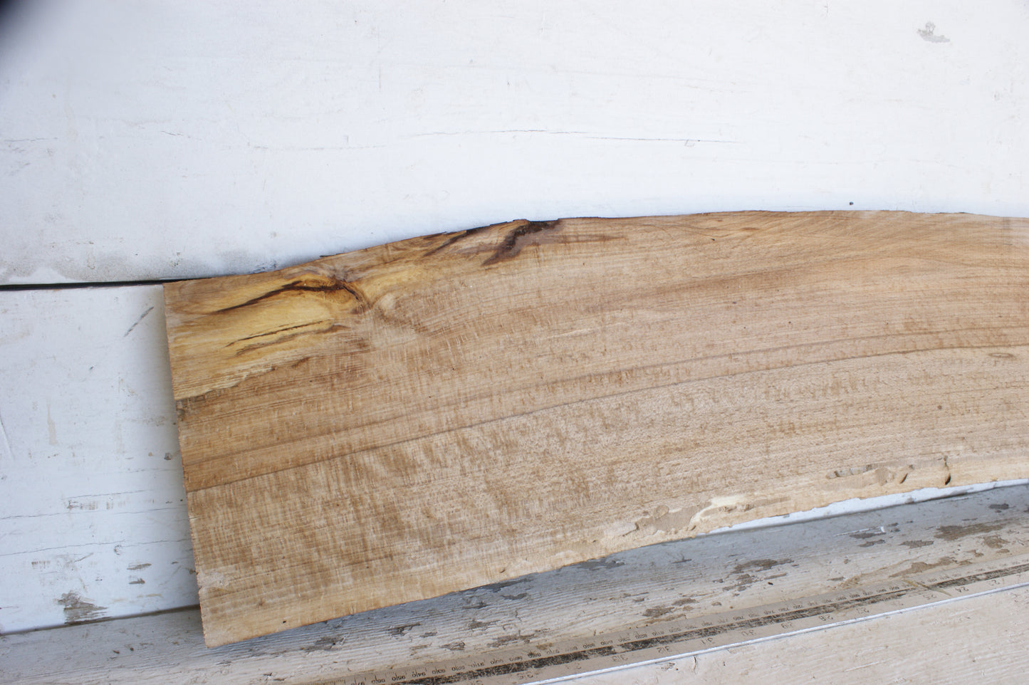 (454) SPALTED BEECH, HARDWOOD 1037 L x 194 - 184 W x 27 D (mm)