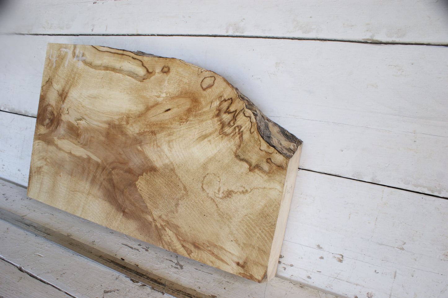 (474) AIR DRIED SYCAMORE, HARDWOOD 628 L x 372-241 W x 62 D (mm)