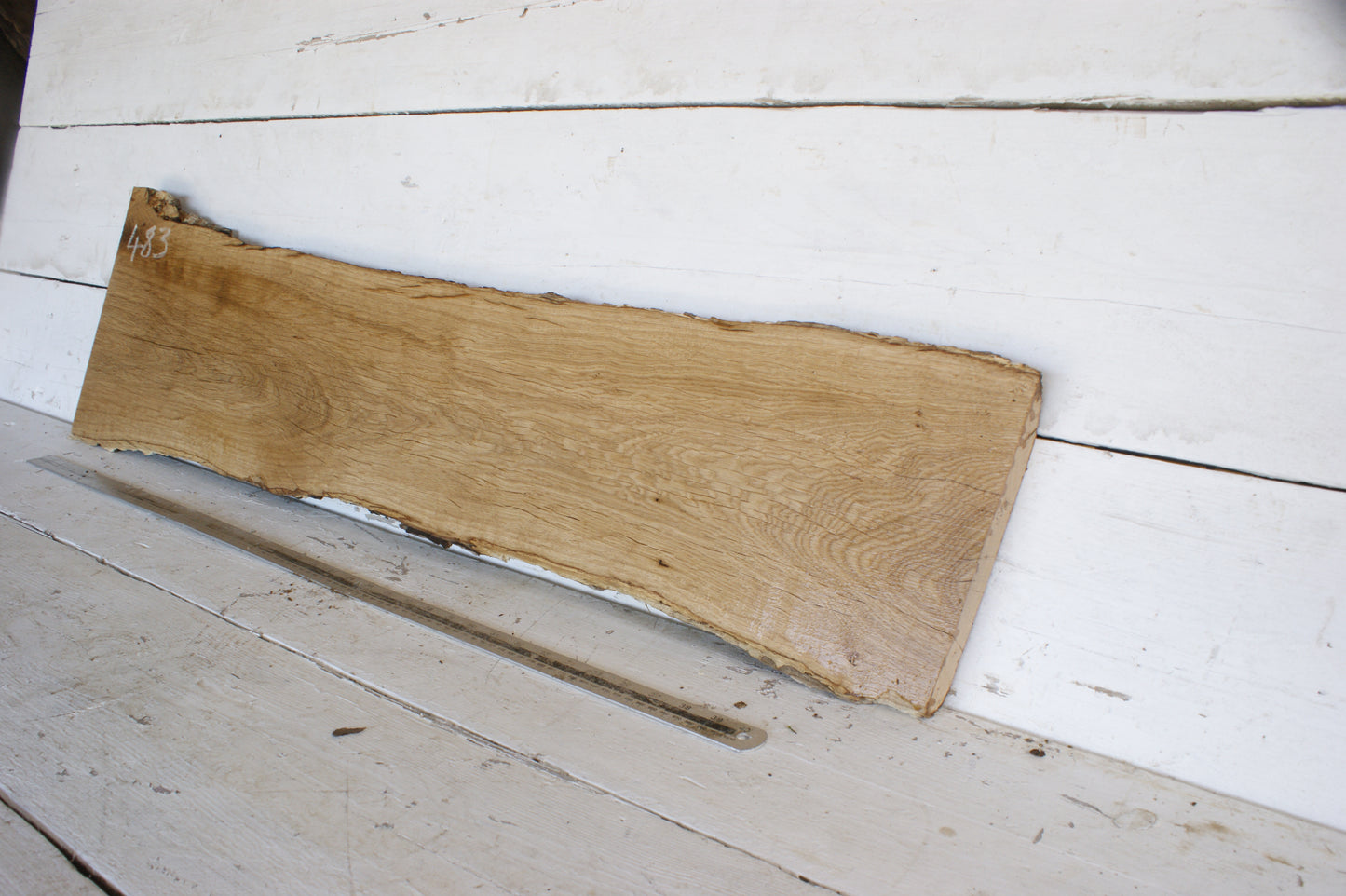 (483) AIR DRIED ENGLISH OAK, HARD WOOD 1164 L x 333 - 222 W x 34 D (mm)