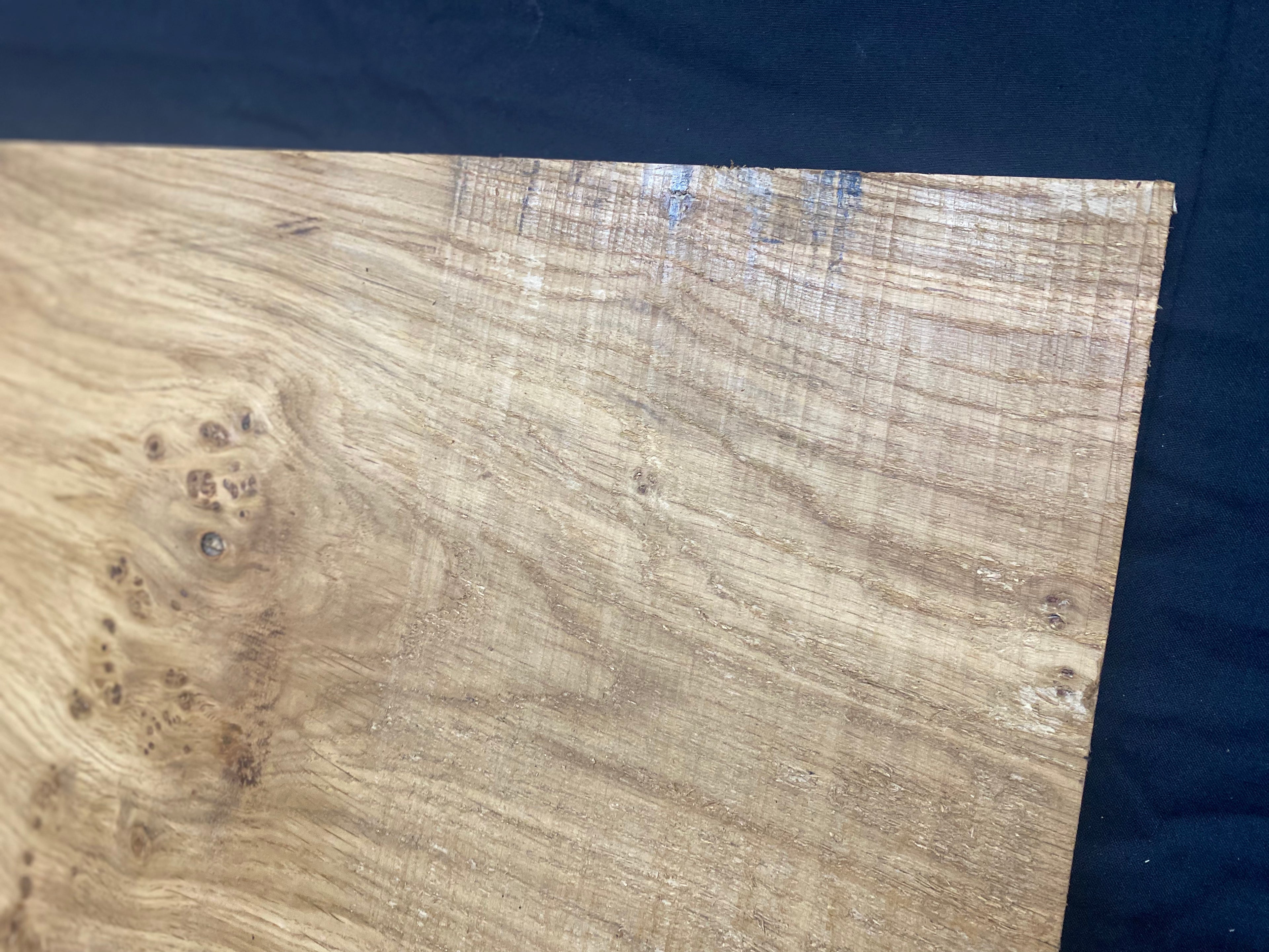 Pippy oak tone wood, craft wood, box makin 611 L x 392 W x 13 D (mm)    (260)