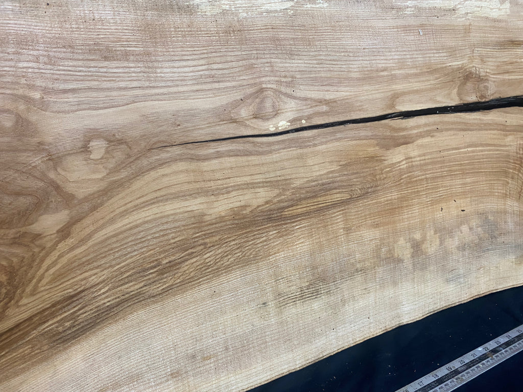 Ash hardwood coffee table top, 1092 L x 516 W x 29 D mm     (253)