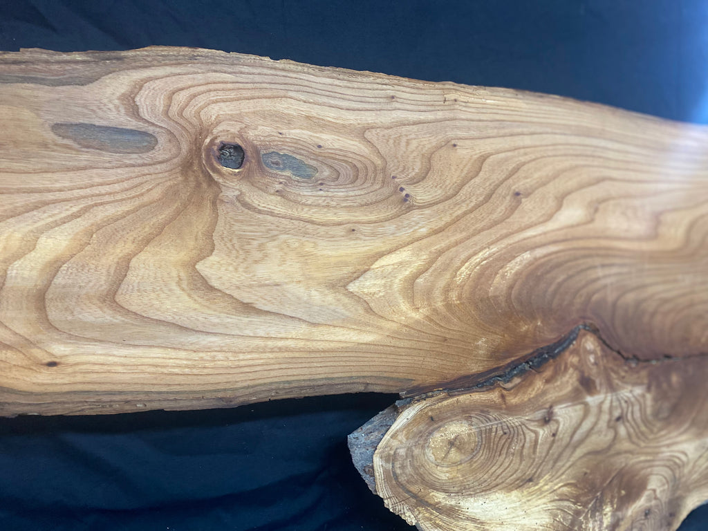 Elm coffee table top board, plank, 1333 L x 482 W x 19 D mm    (254)