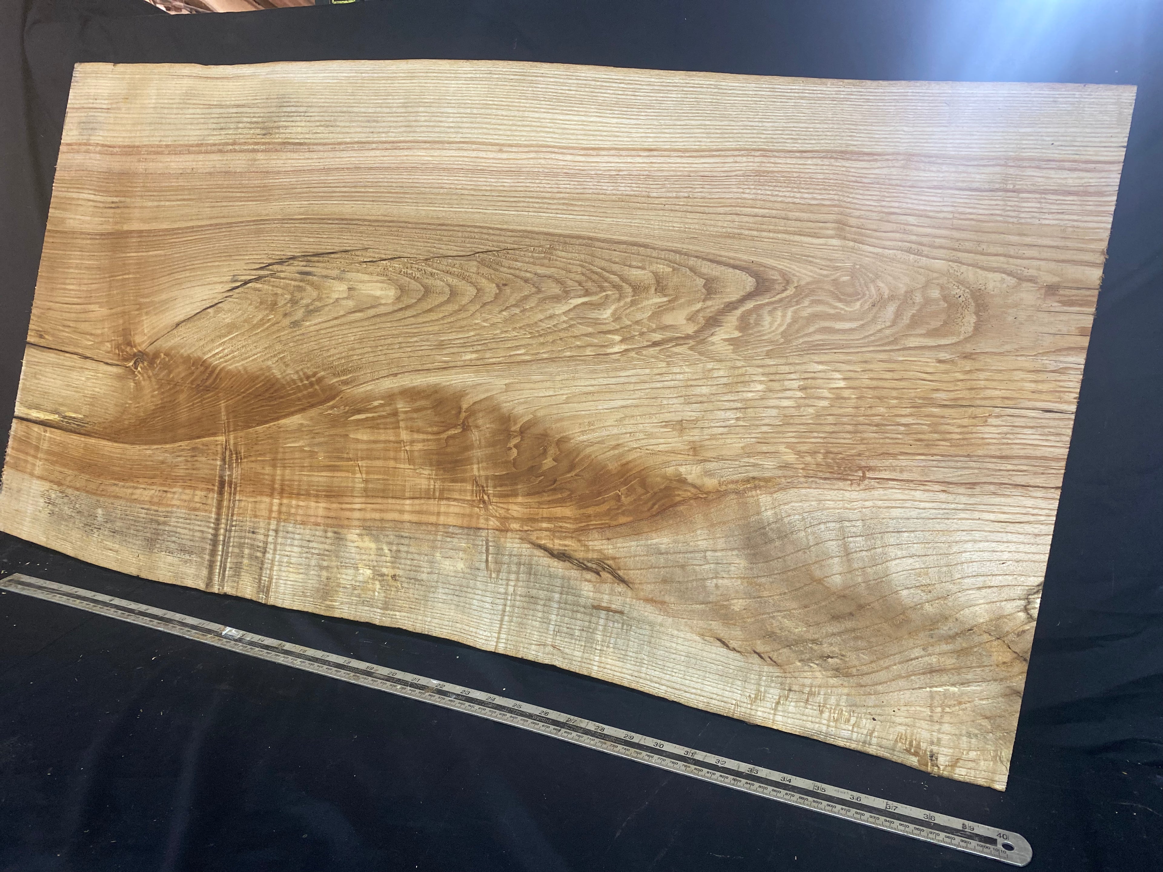 Ash hardwood coffee table top 1094 L x 566 W x 33 D mm     (257)