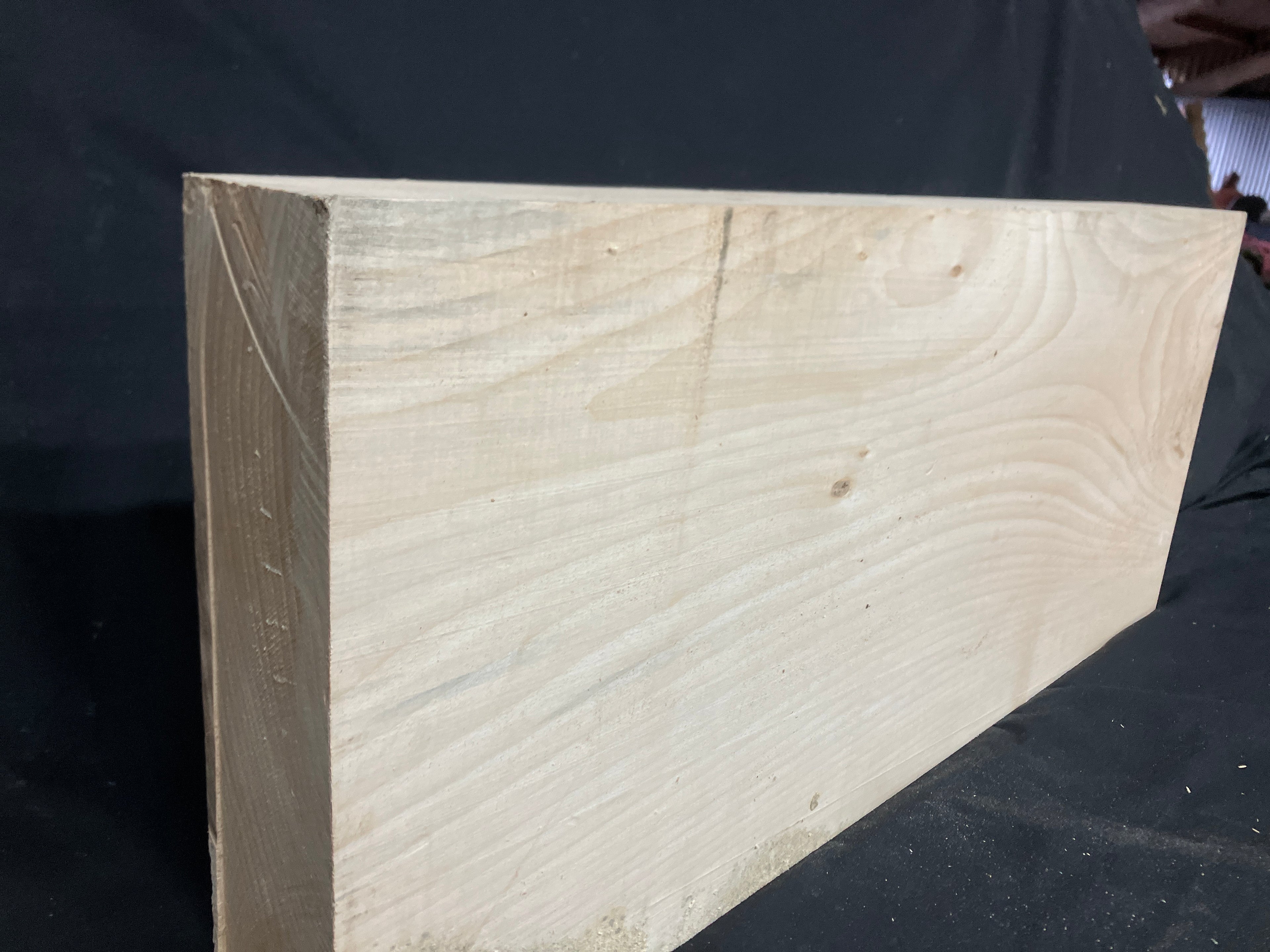 Lime block for woodcarving or sculpting 715 L x 305 W x 83 D (mm)    (993)