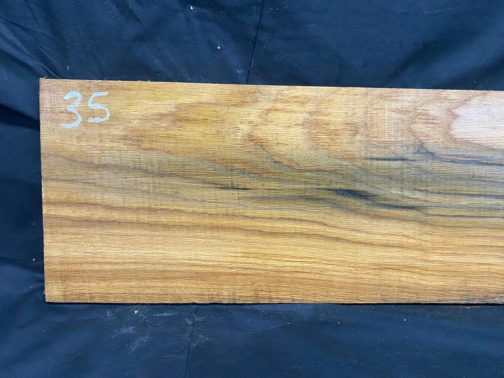 OAK HARDWOOD PLANK, CRAFTS, SHELVING  1190 L x 250 W x 21 D mm (35)