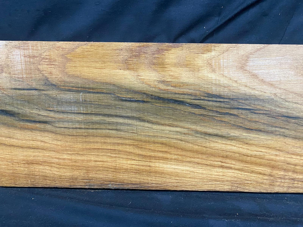 OAK HARDWOOD PLANK, CRAFTS, SHELVING  1190 L x 250 W x 21 D mm (35)