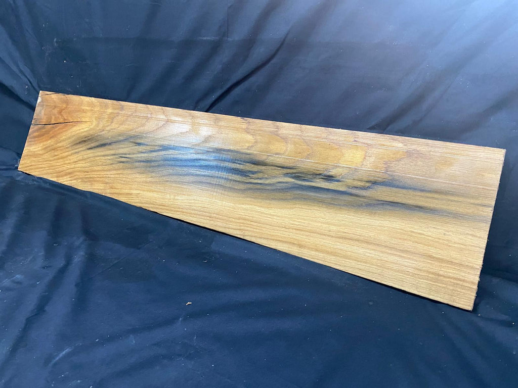OAK HARDWOOD PLANK, CRAFTS, SHELVING  1190 L x 250 W x 21 D mm (35)