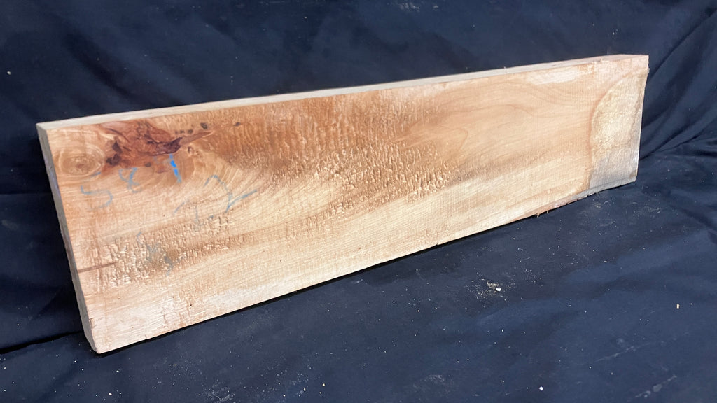 Wood carving lime plank 645 L x 155 W x 36 D (mm)    (173)