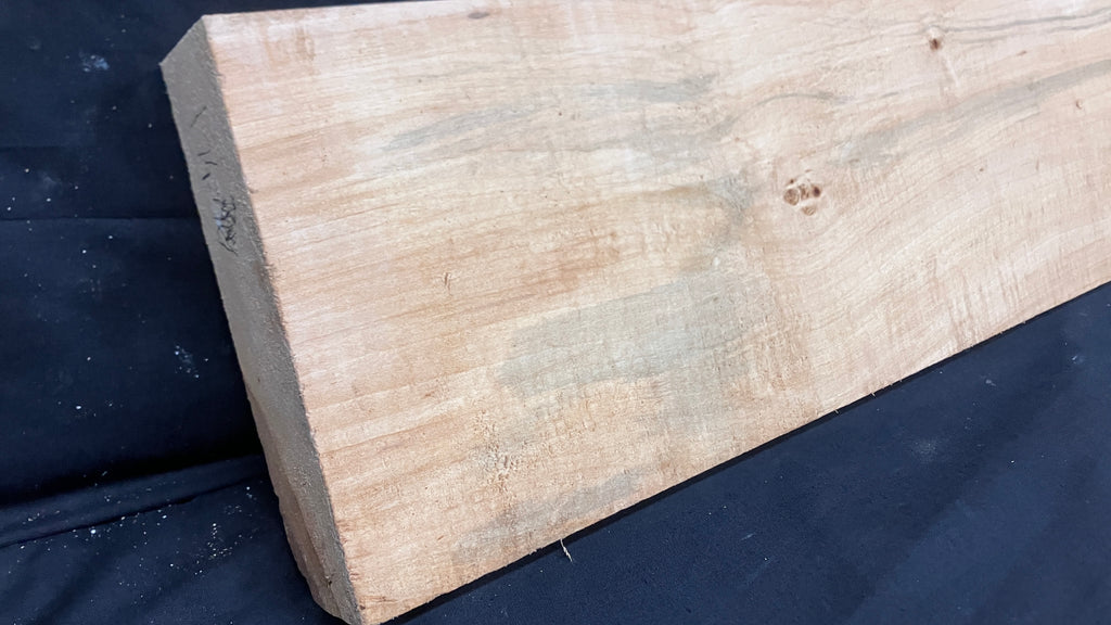 Wood carving lime plank 587 L x 153 W x 44 D (mm)    (174)