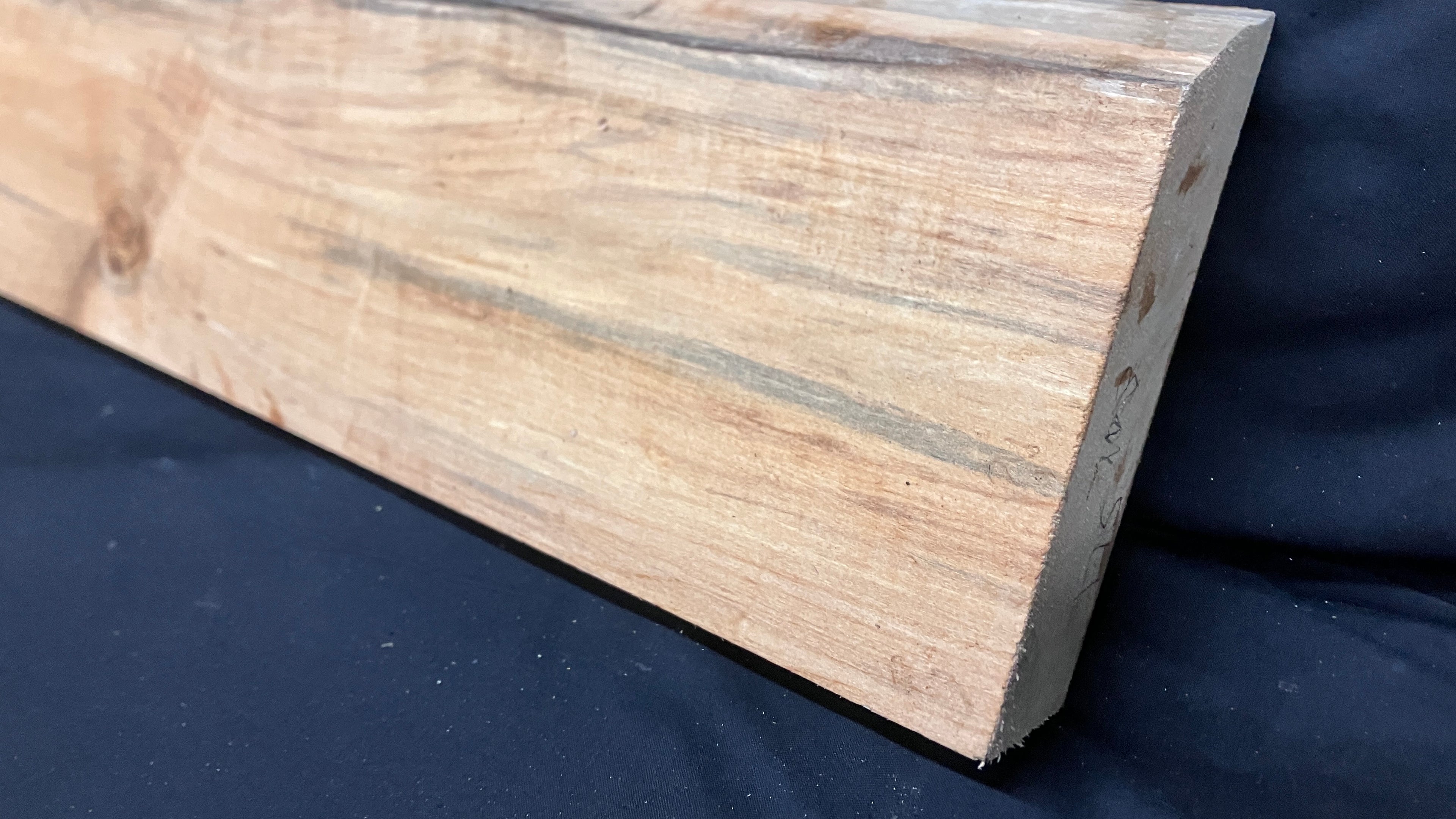 Wood carving lime plank 736 L x 150 W x 46 D (mm)    (175)