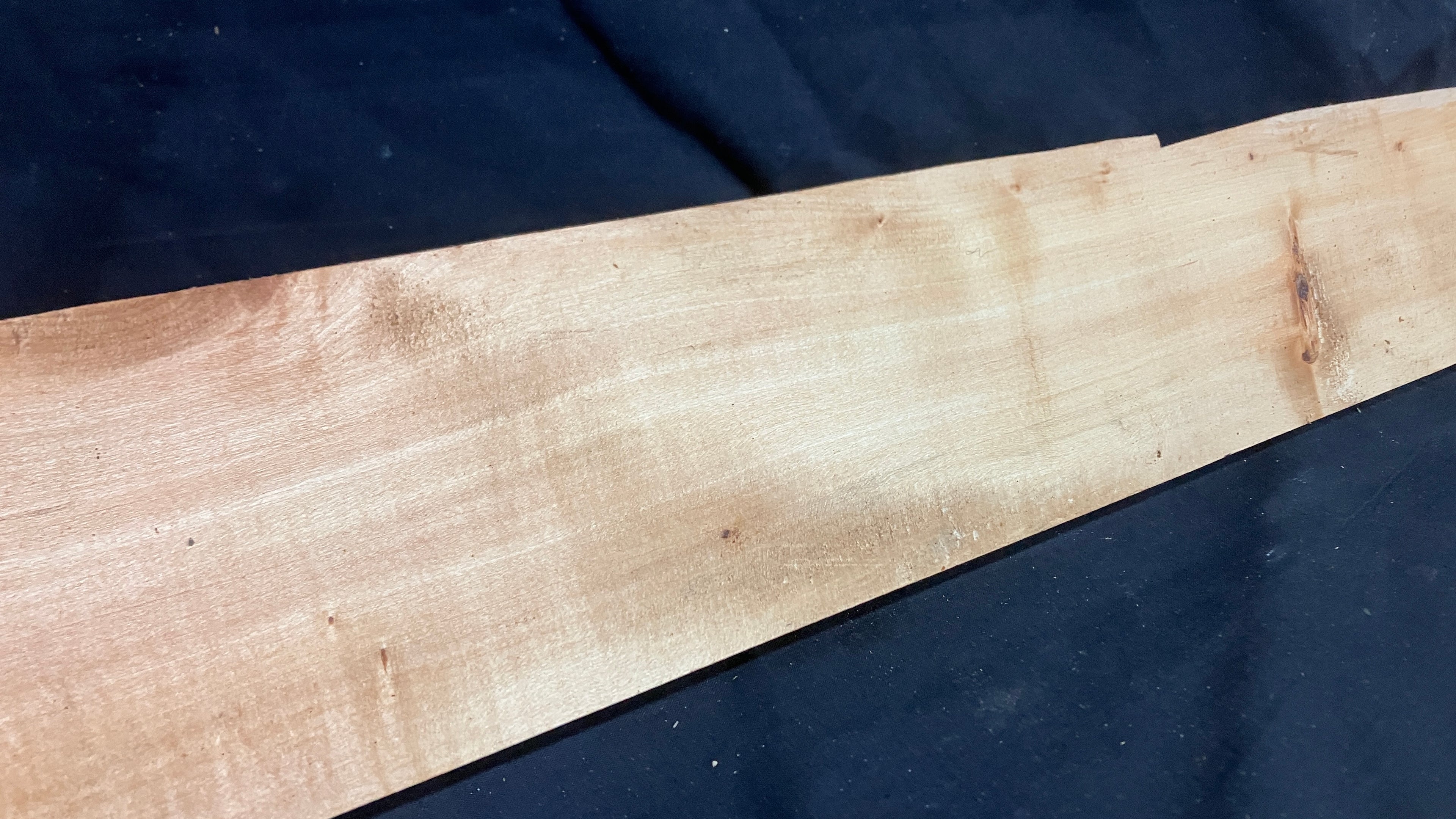 Wood carving lime plank 767 L x 102 W x 42 D (mm)    (176)