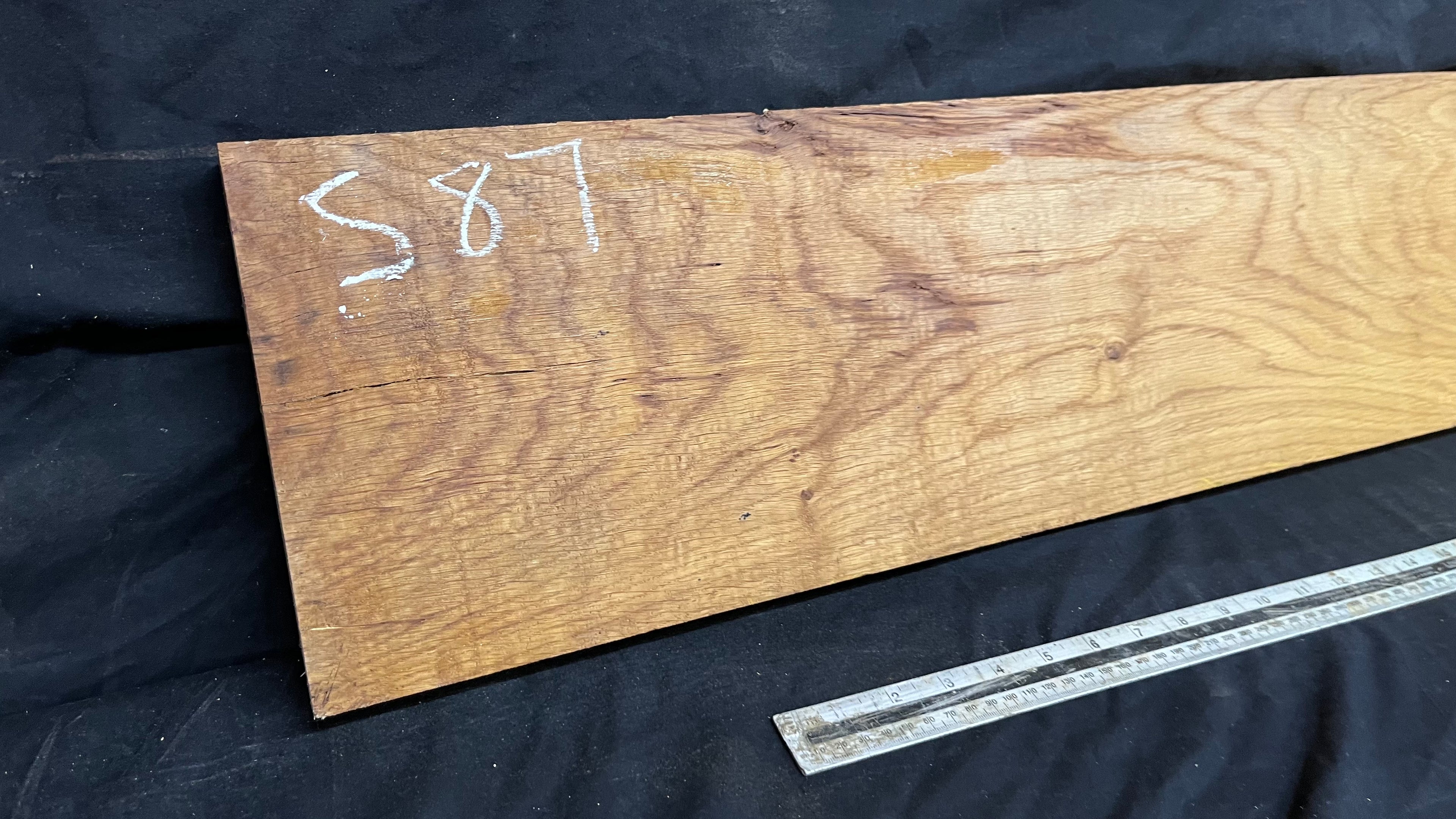 Oak,shelf, mantel, craft wood, floating shelf, 1252 L x 210 W x 26 D mm     (mf587)