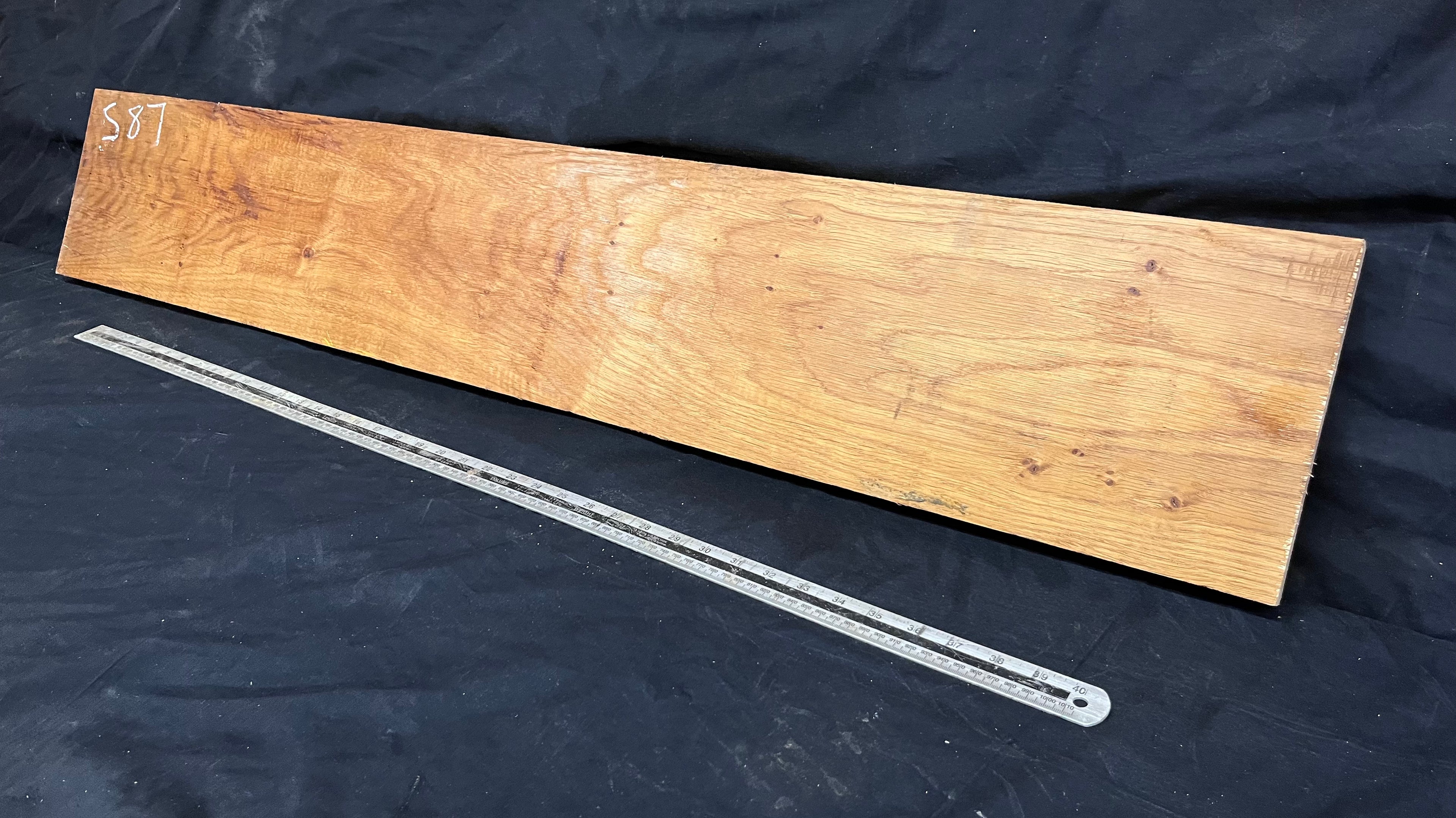 Oak,shelf, mantel, craft wood, floating shelf, 1252 L x 210 W x 26 D mm     (mf587)