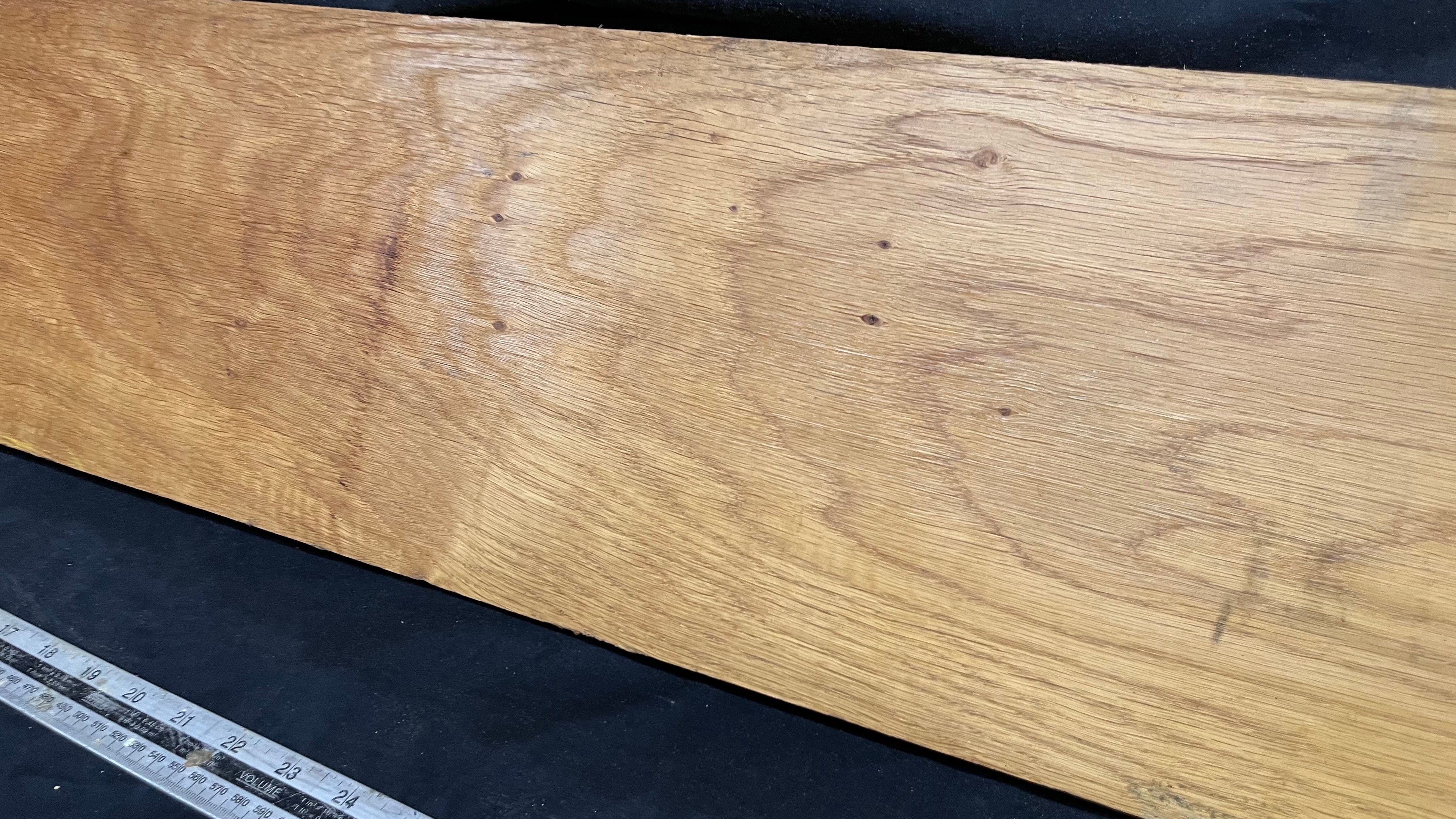 Oak,shelf, mantel, craft wood, floating shelf, 1252 L x 210 W x 26 D mm     (mf587)