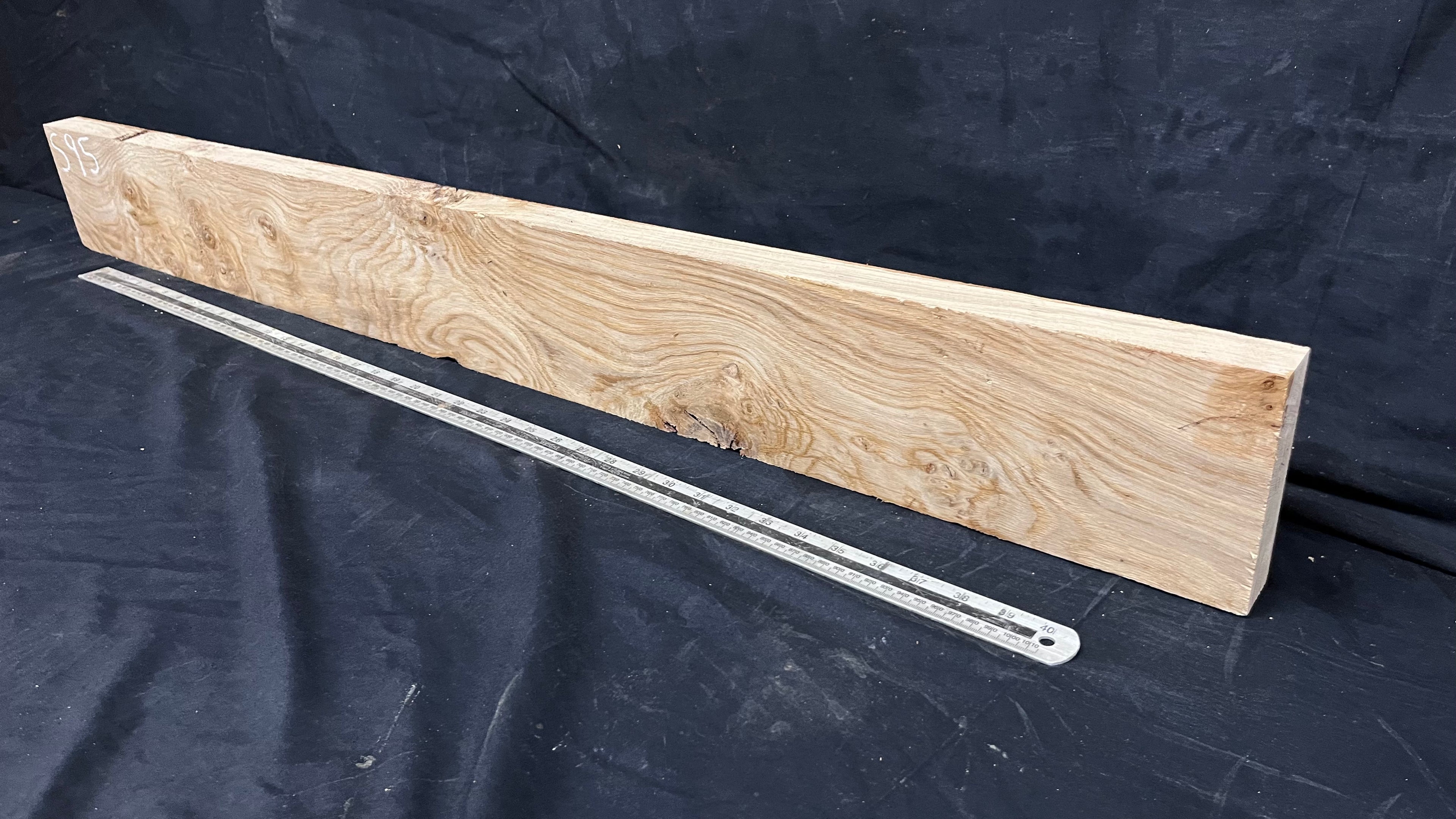 Pippy Oak, shelf, mantel, craft wood, floating shelf, 1185 L x 131 W x 37 D mm     (595)