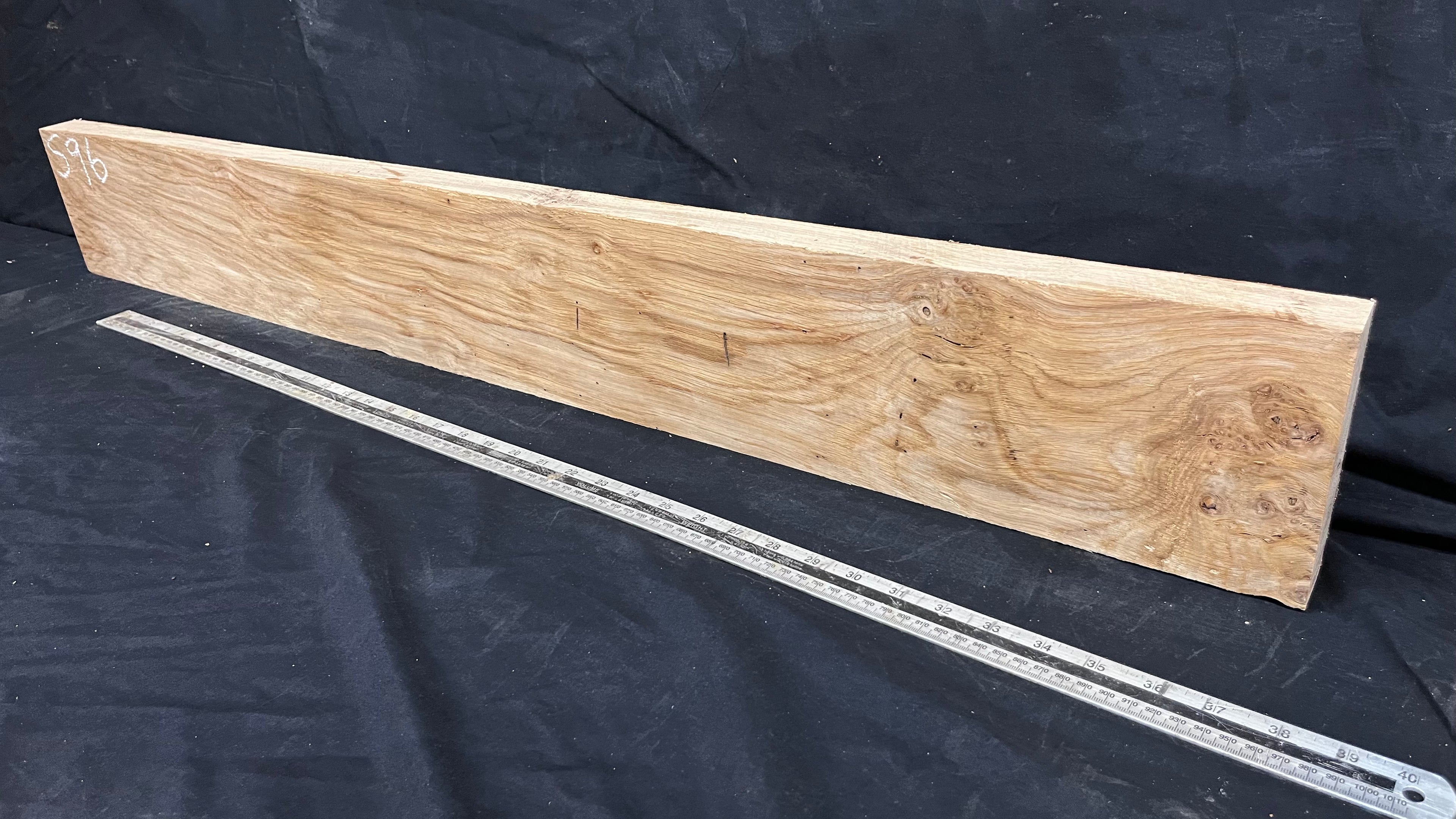 Pippy Oak, shelf, mantel, craft wood, floating shelf, 1111 L x 143 W x 37 D mm     (596)