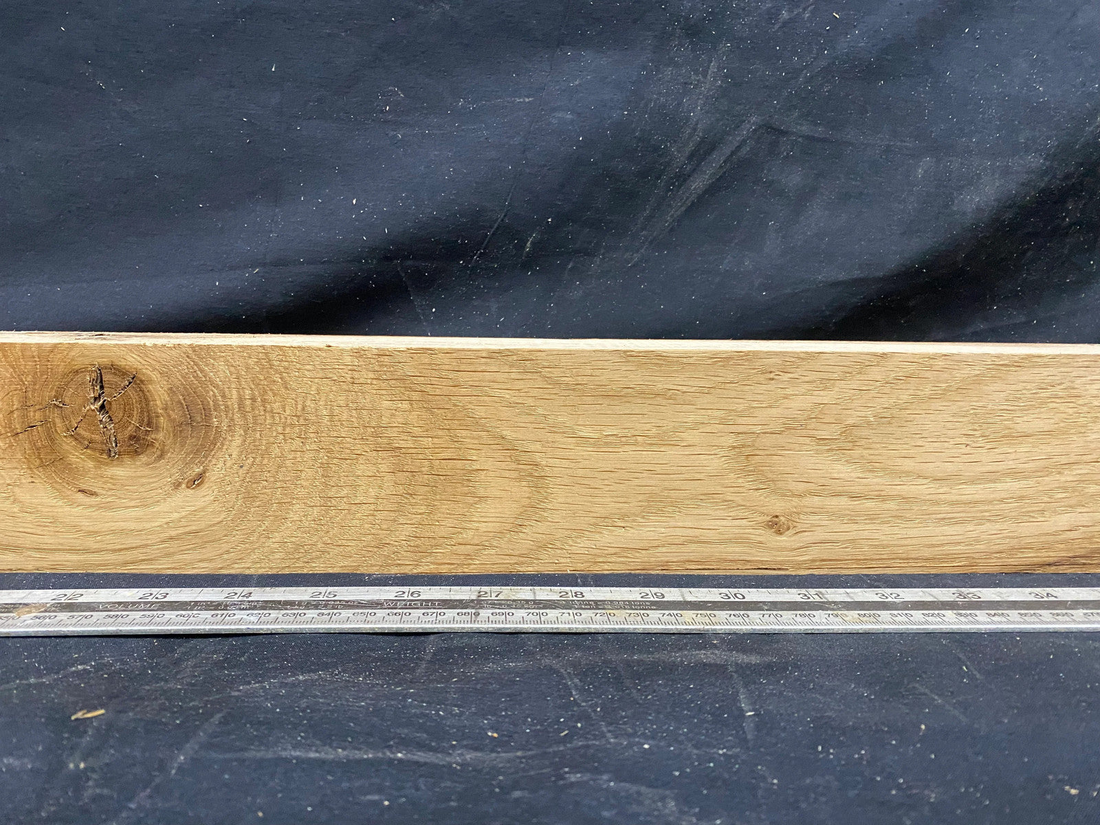 Oak plank, floating shelf, board 1113 L x 77 W x 47 D mm (354)