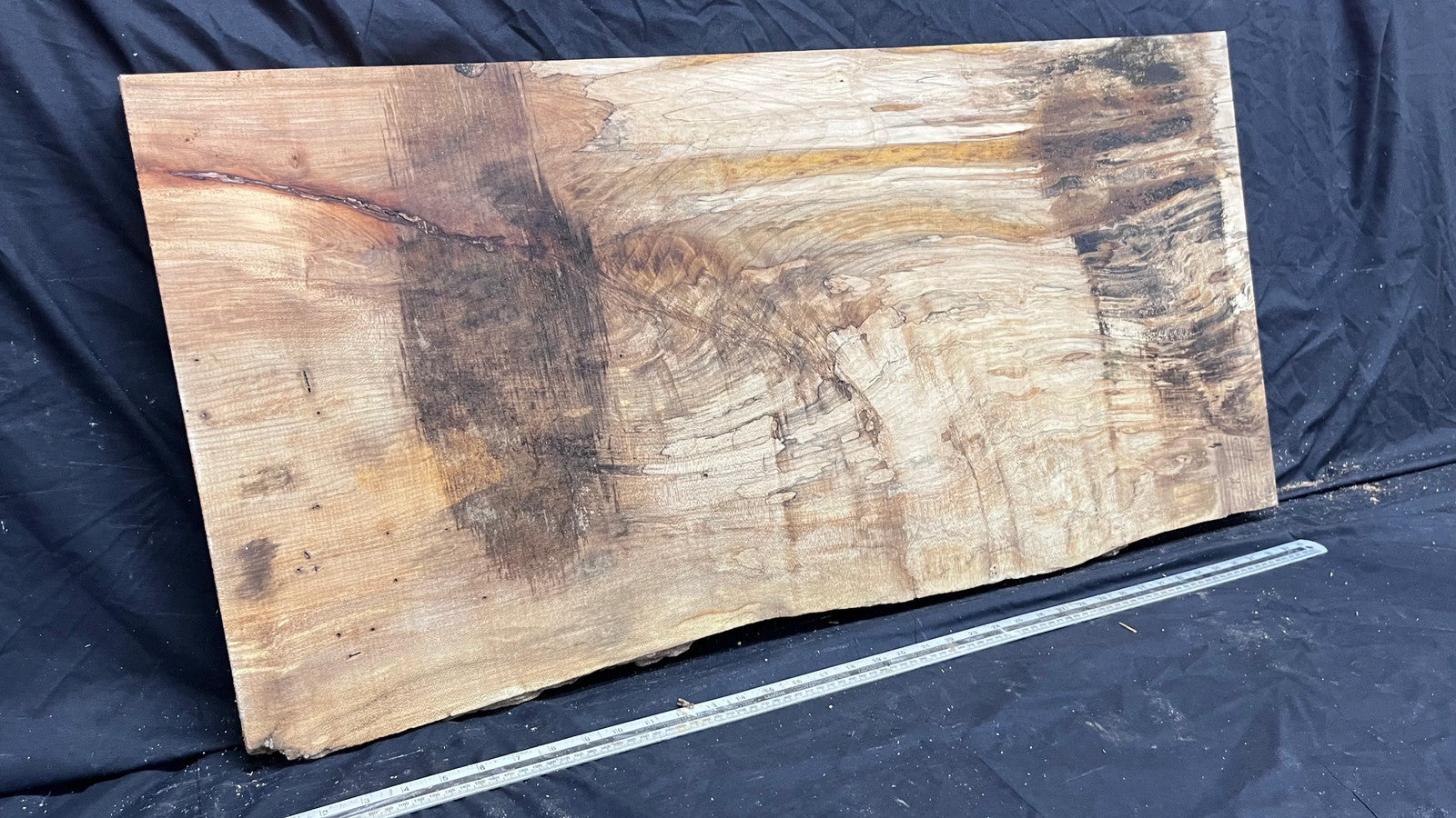 Sycamore wide plank, slab wood 1033 L x 507 W x 47 D (mm) (304)