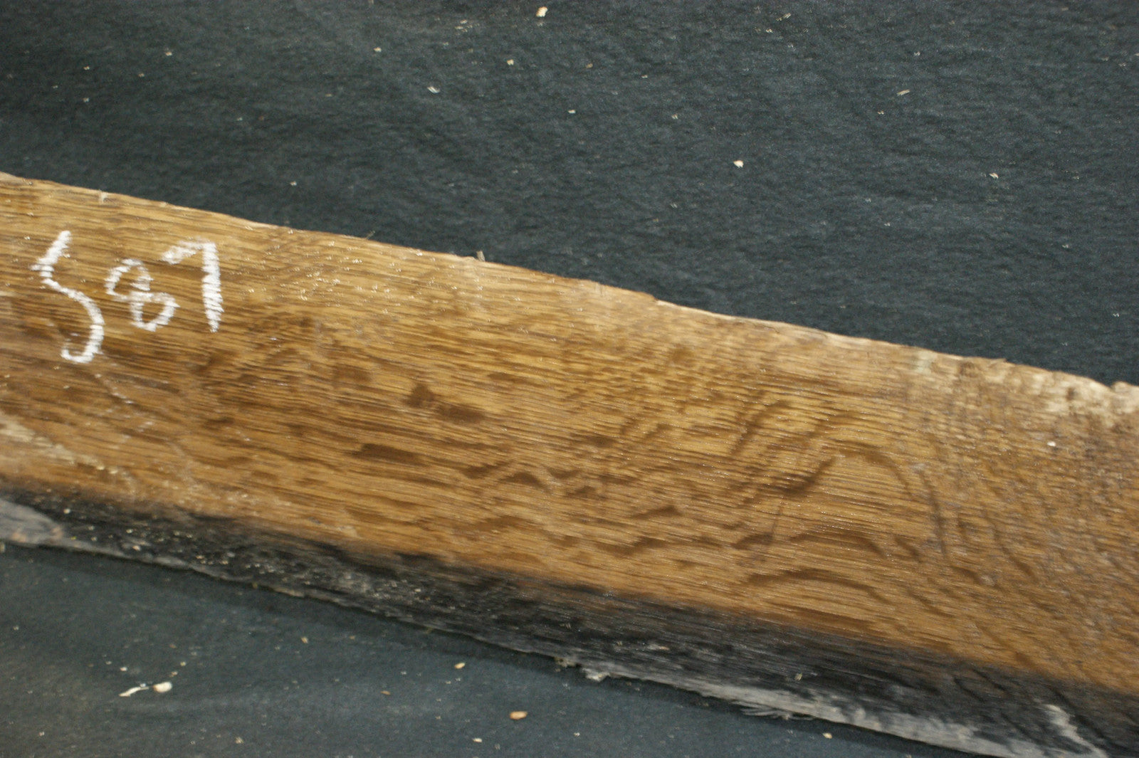 Bog Oak 895 L x 145-0 W x 80-65 D mm (587)