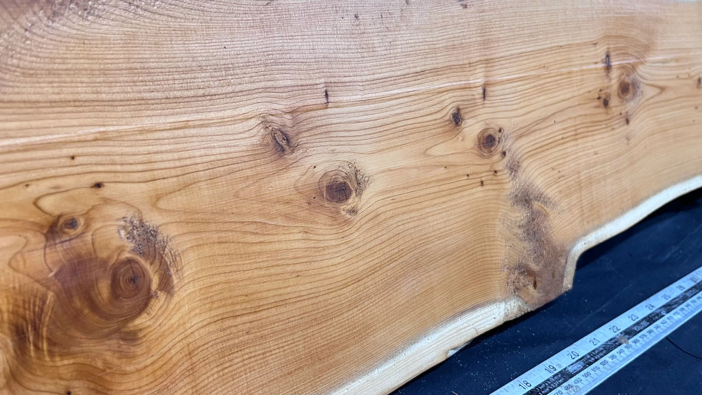 Hardwood yew, slab, board 971 L x 261 W x 37 D mm (324)