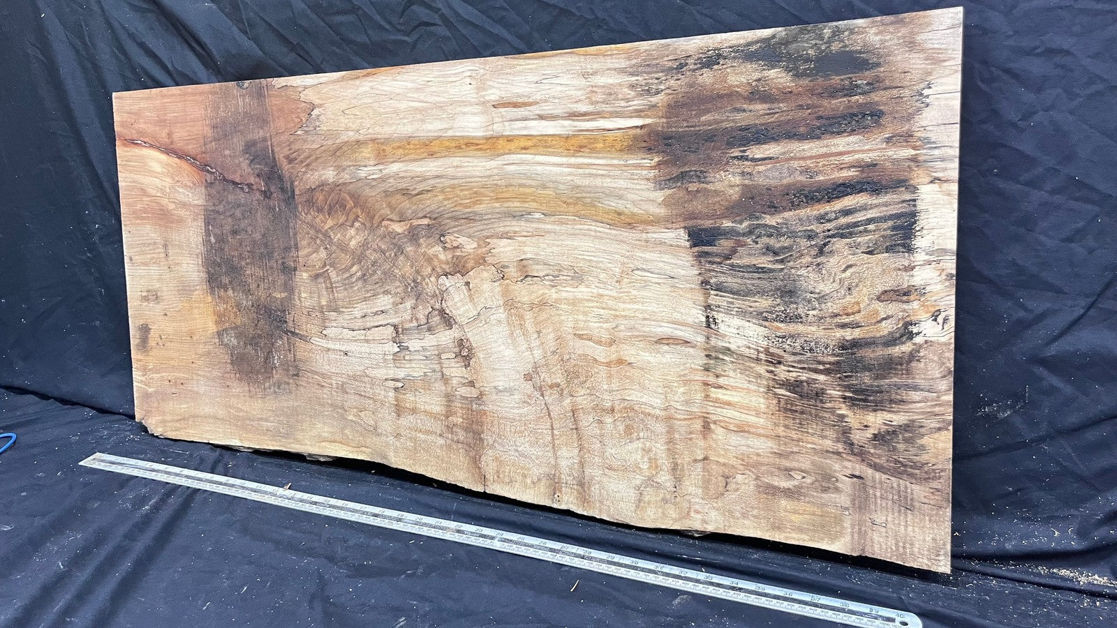 Sycamore wide plank, slab wood 1033 L x 507 W x 47 D (mm) (304)