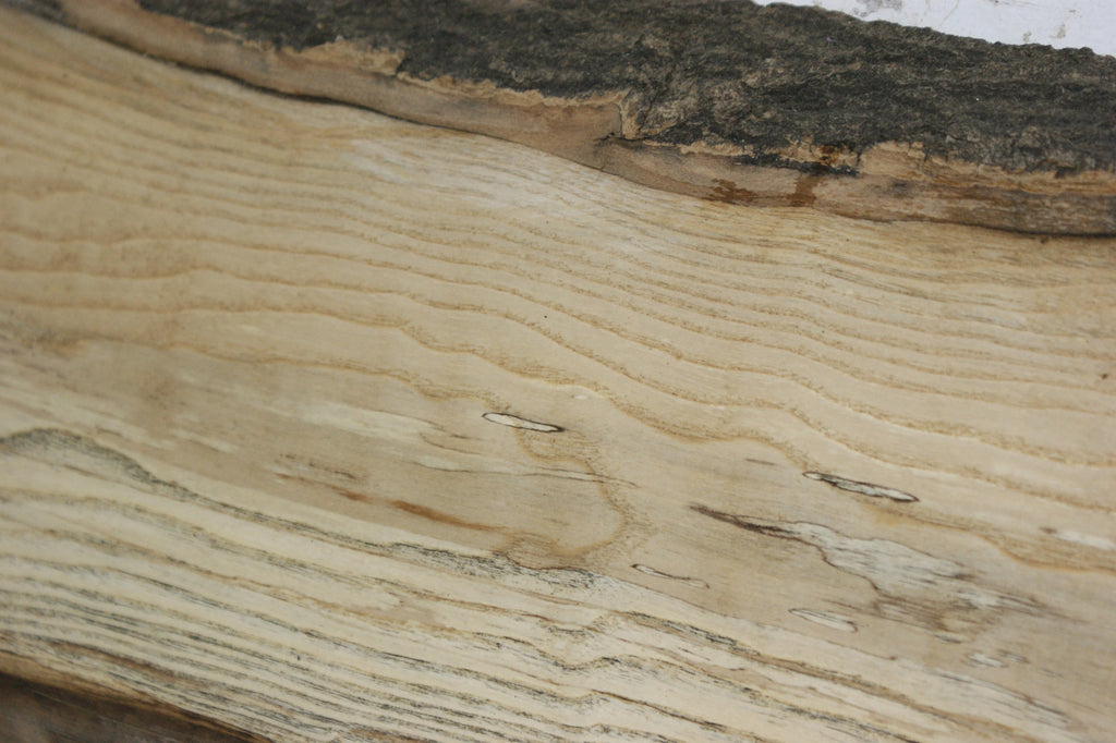 English Ash hardwood board 1067 L x 311 W x 40 D (mm)      (932)
