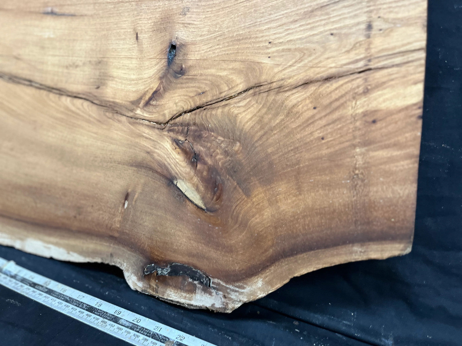 Elm sill, shelf,board, plank, 722 L x 470 W x 40 D mm (283)