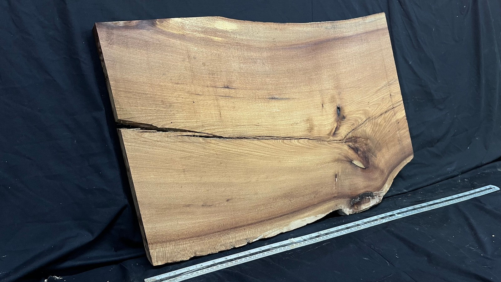 Elm sill, shelf,board, plank, 722 L x 470 W x 40 D mm (283)