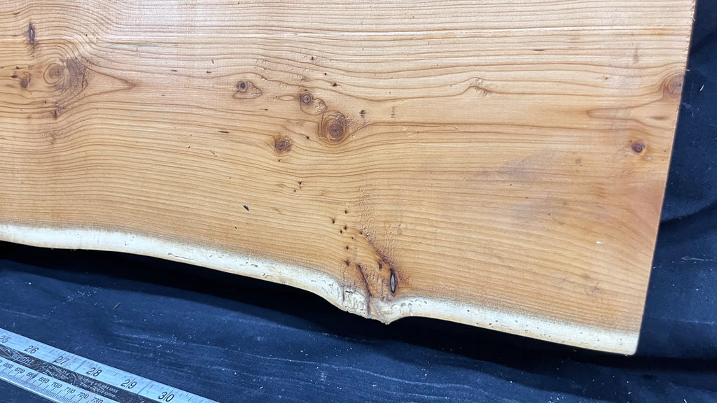 Hardwood yew, slab, board 971 L x 261 W x 37 D mm (324)