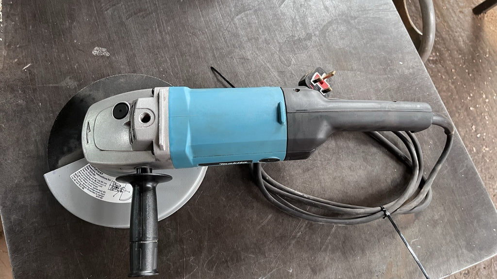 Makita 9049