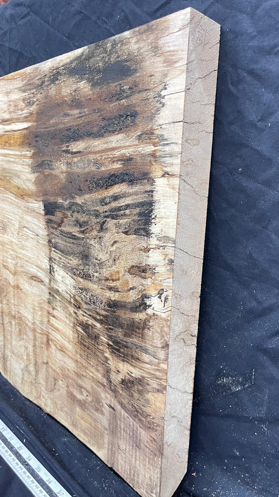Sycamore wide plank, slab wood 1033 L x 507 W x 47 D (mm) (304)