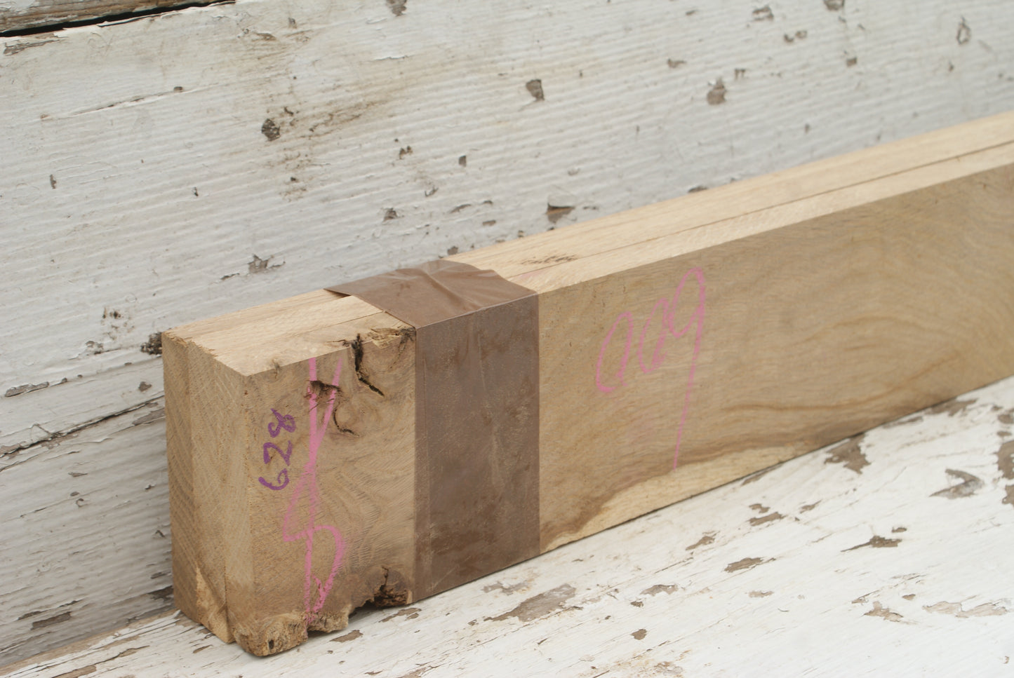 3x Character grade oak pack 600 L x 100 W x 17 D (mm) (628)